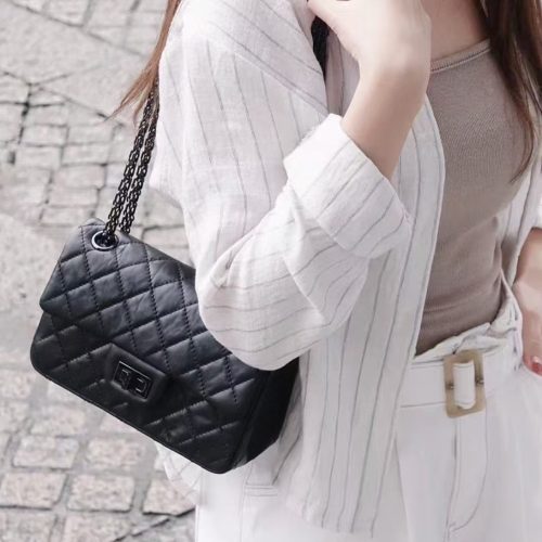 chanel-black-quilted-flap-bag-01