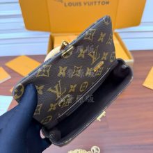 louis-vuitton-monogram-mini-boston-bag-01