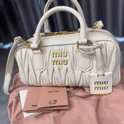 miu-miu-white-leather-top-handle-bag-01